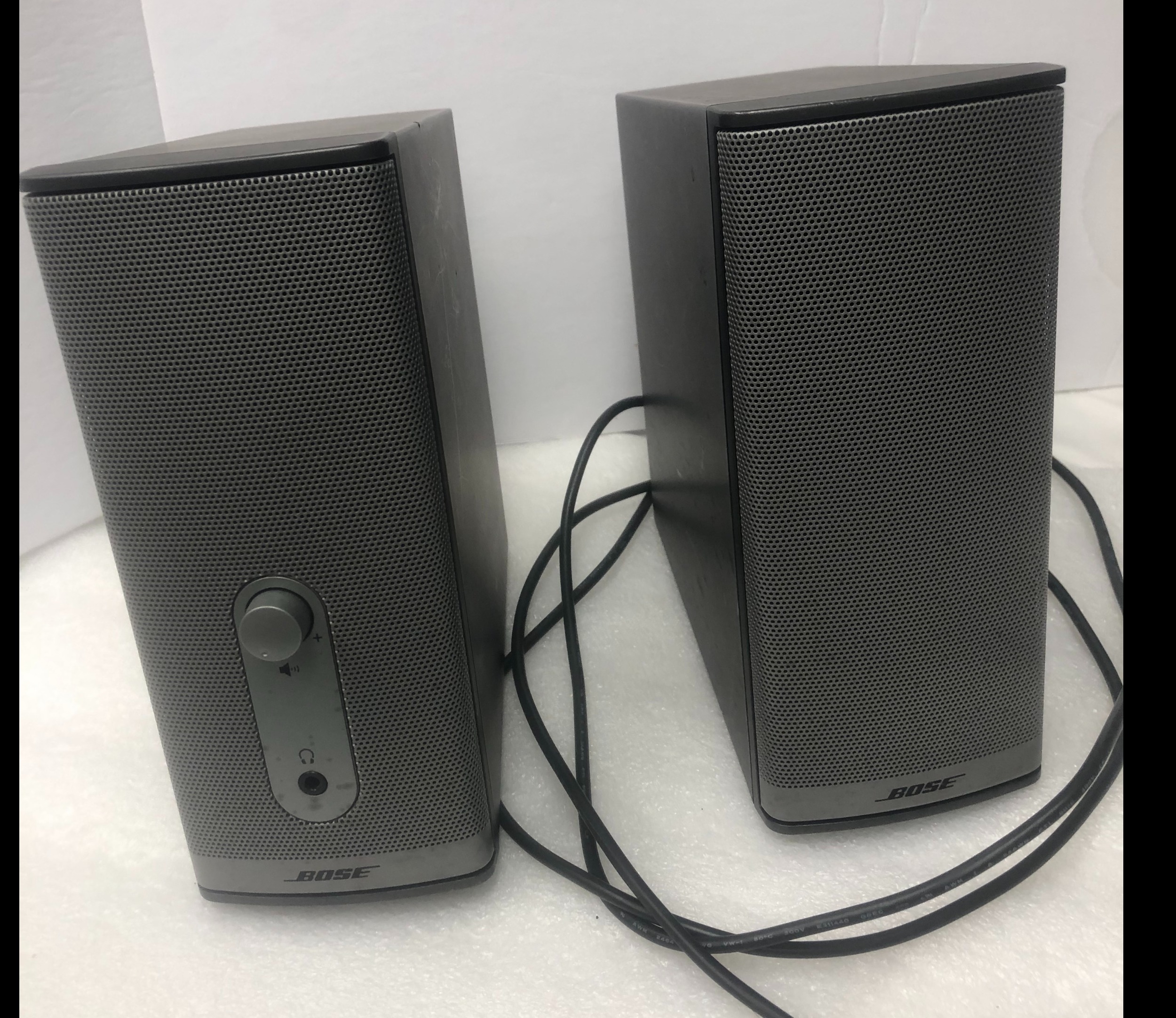 Sistema de altavoces para computadora